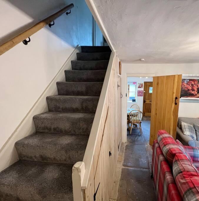 Foresters Inn Cottage 파켄드 외부 사진
